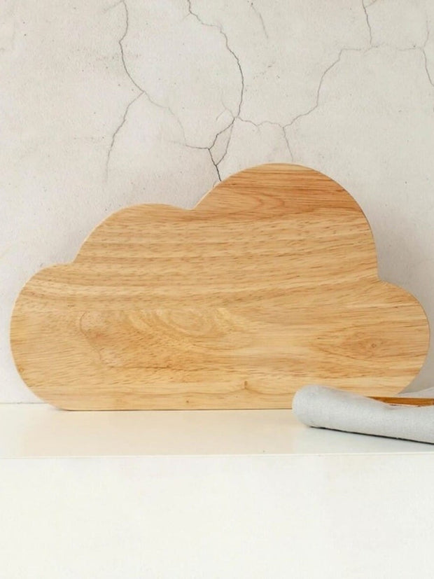 Wooden cloud-shaped chopping board for kids