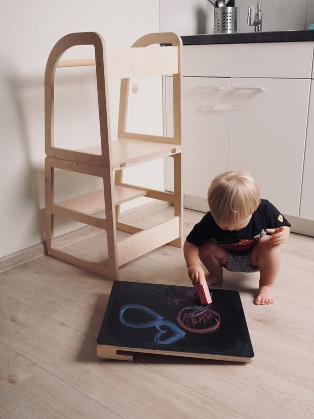 Easy-to-attach blackboard for kids.