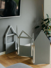 Durable den for interactive play.