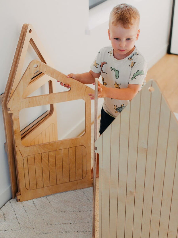 Lightweight and foldable activity den.