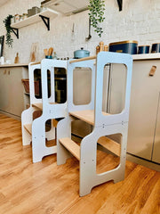 Adjustable toddler kitchen stool with a stylish Scandinavian look.