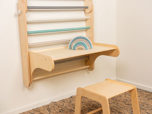 Safe minimalist table and chair for kids