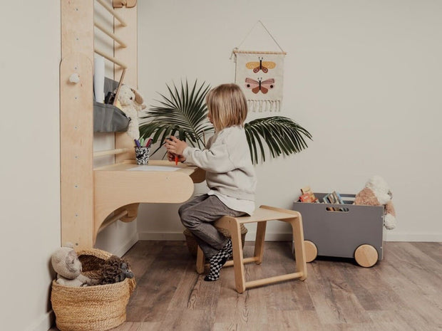 The Minimalist table and chair add-on for Swedish wall