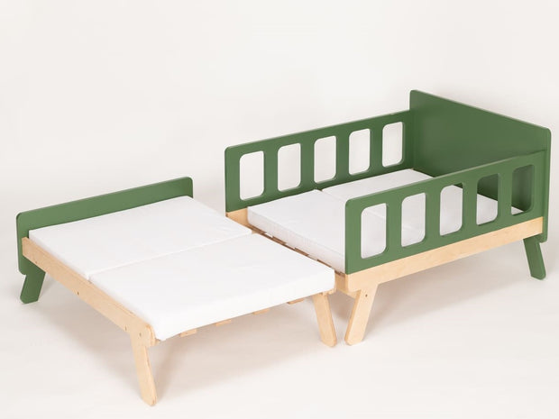 Adjustable New Horizon child bed
