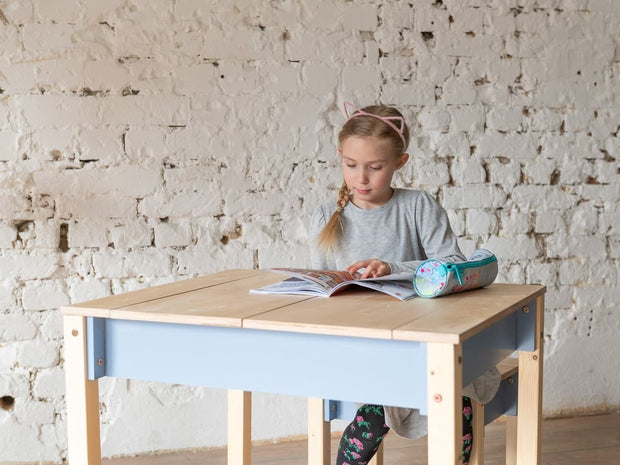 Practical Tidy table and chair for children