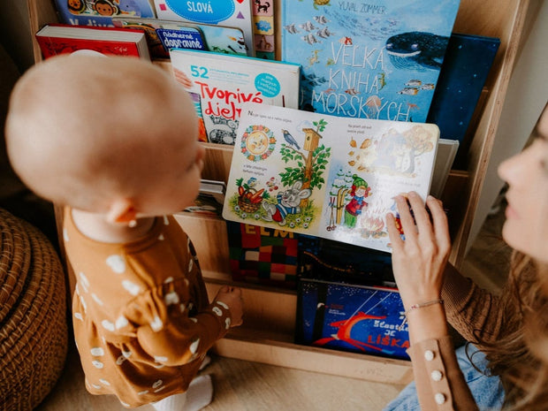 Minimalist Montessori bookshelf for kids