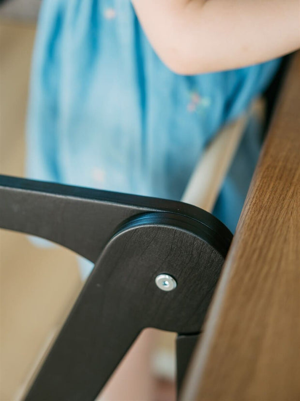 Lightweight and foldable toddler helper stool