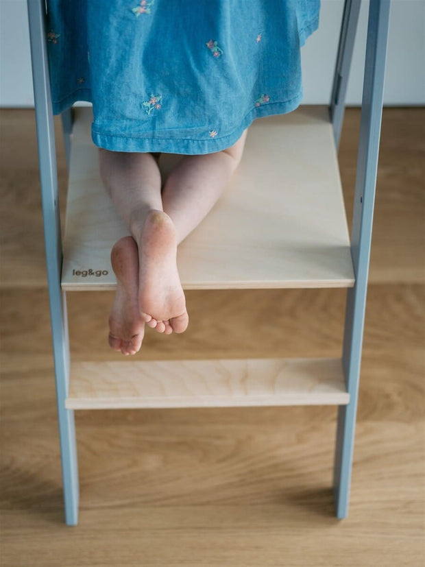Toddler step tower with safety-certified finish