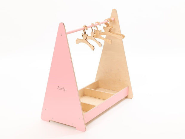 Space-saving Little Pyramid clothes rack