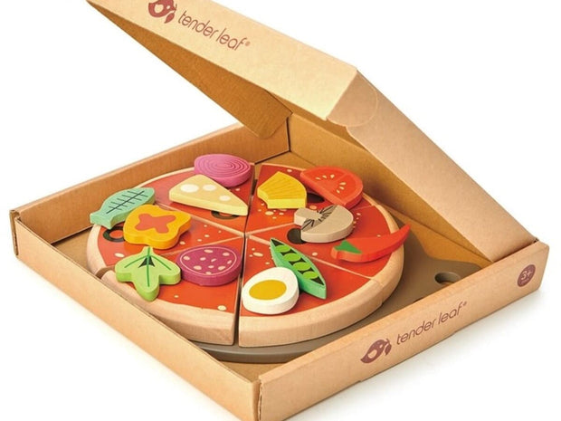 Wooden pizza cutting play set