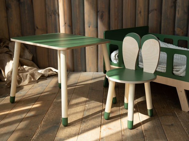 Le Petit Lapin - Ensemble table et chaises